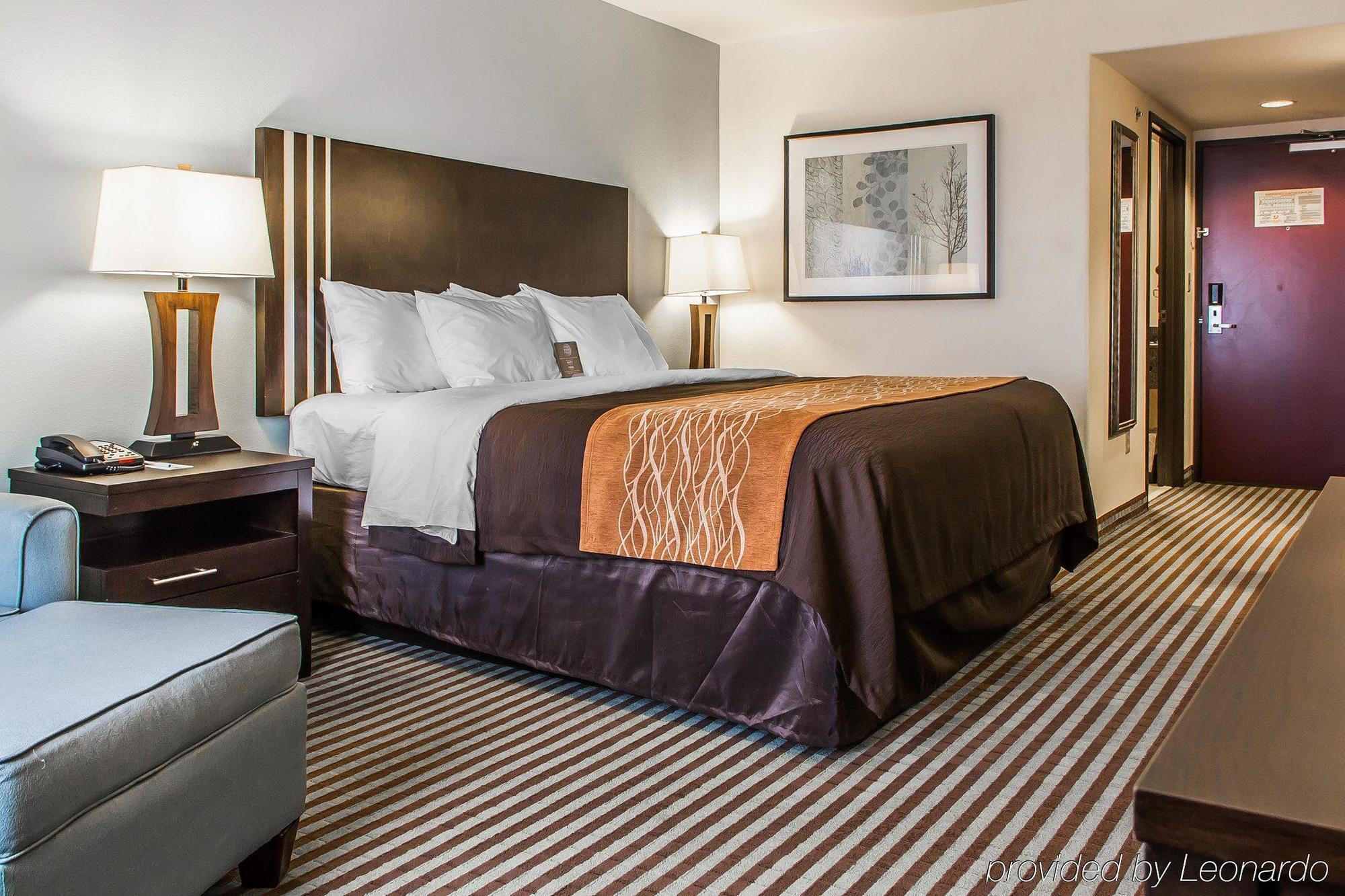 Comfort & I-35 Perry